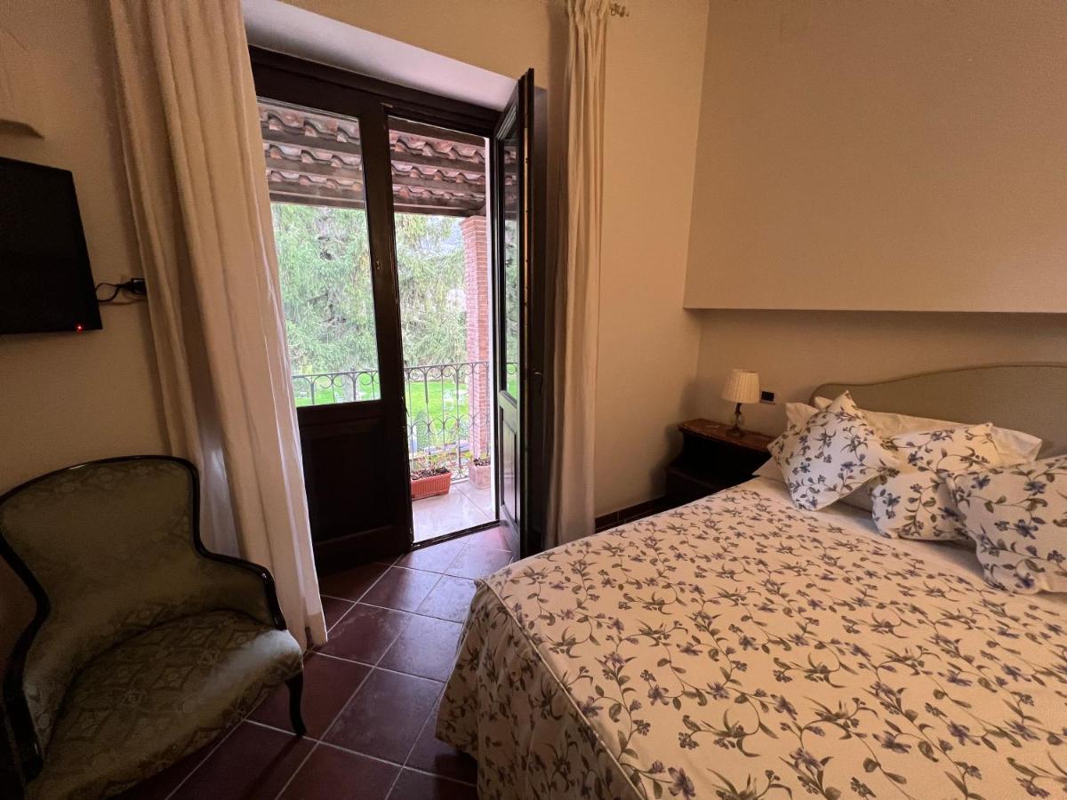 Il Casale Di Riardo Luxury B&B Exterior photo
